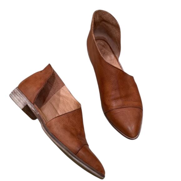 Free People Royale Flat In Luggage Brown - Picture 6 of 12